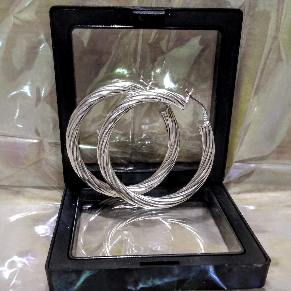 NWT Sterling Silver Ribbed Hoops
